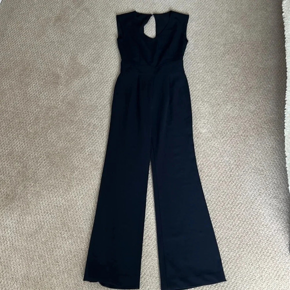 Straight Leg Short Sleeve Open Back Jumpsuit | Size XS Black - Picture 3 of 7